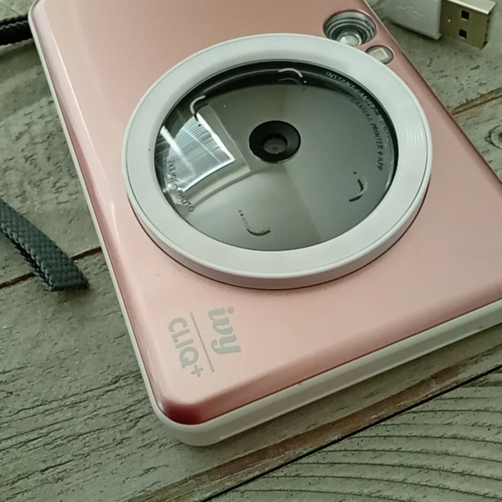 Canon Instant Print Camera - Picture 2 of 8